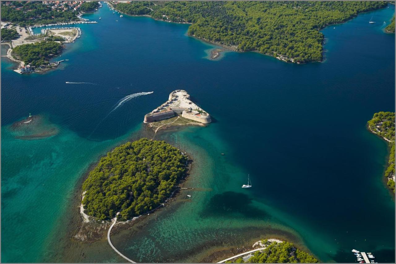 Armerun Heritage Hotel & Residences Šibenik Екстериор снимка